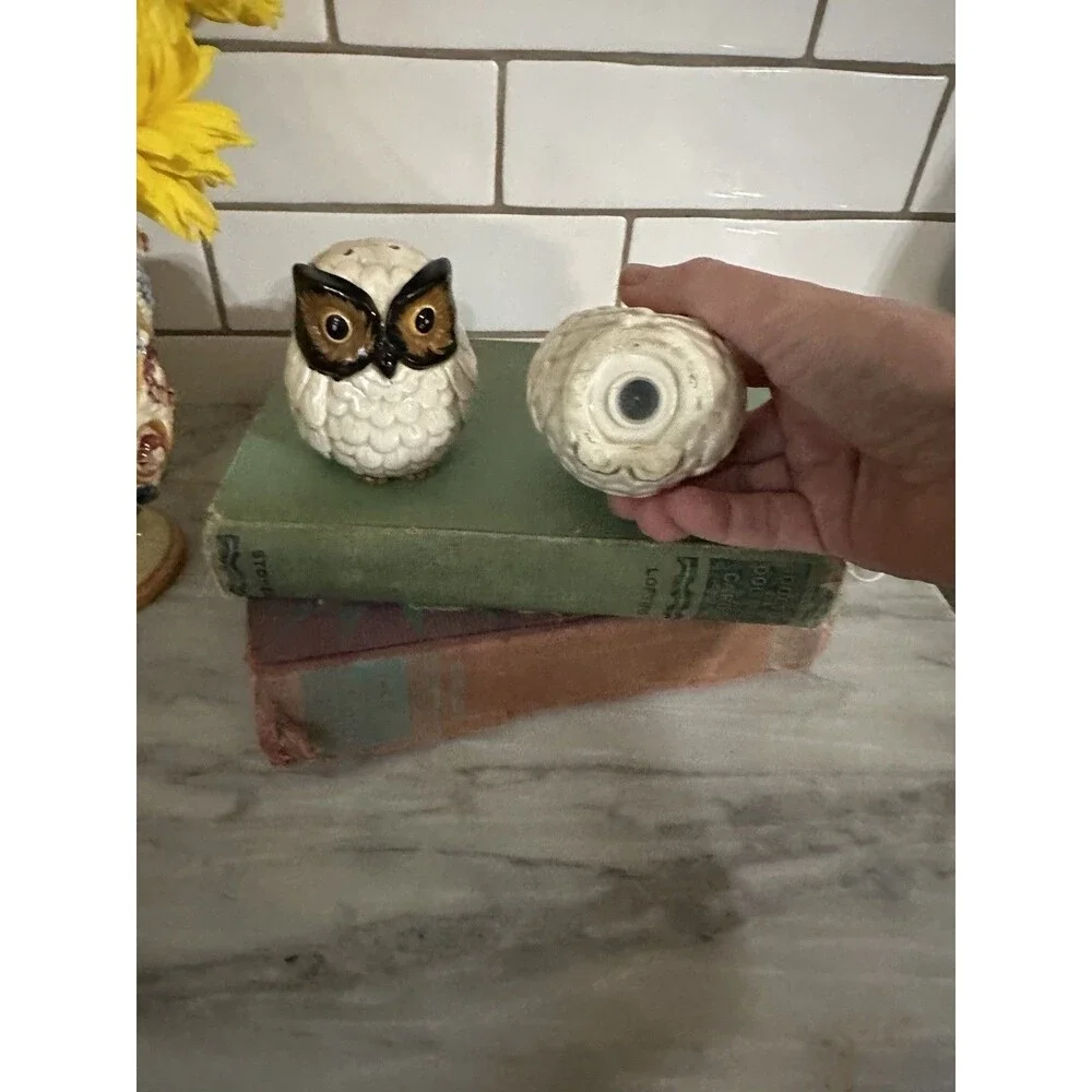 VTG Ceramic Owl Salt & Pepper Shakers Lego  Japan 60s 70s Kitsch